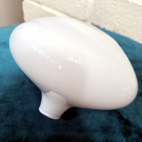 Milk White Art Glass Bud Vase Round Hand Blown Decoration  3.5" x 5 " - Picture 8 of 8